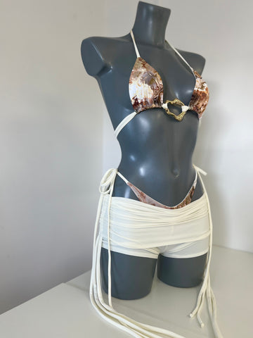 ROMI BIKINI SET & CREAM RUCHED MINI SHORTS